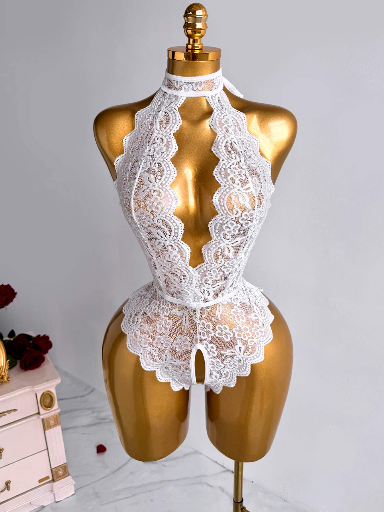 White Halter Neck Floral Lace  - Lace Teddy Lingerie のレビューと価格
