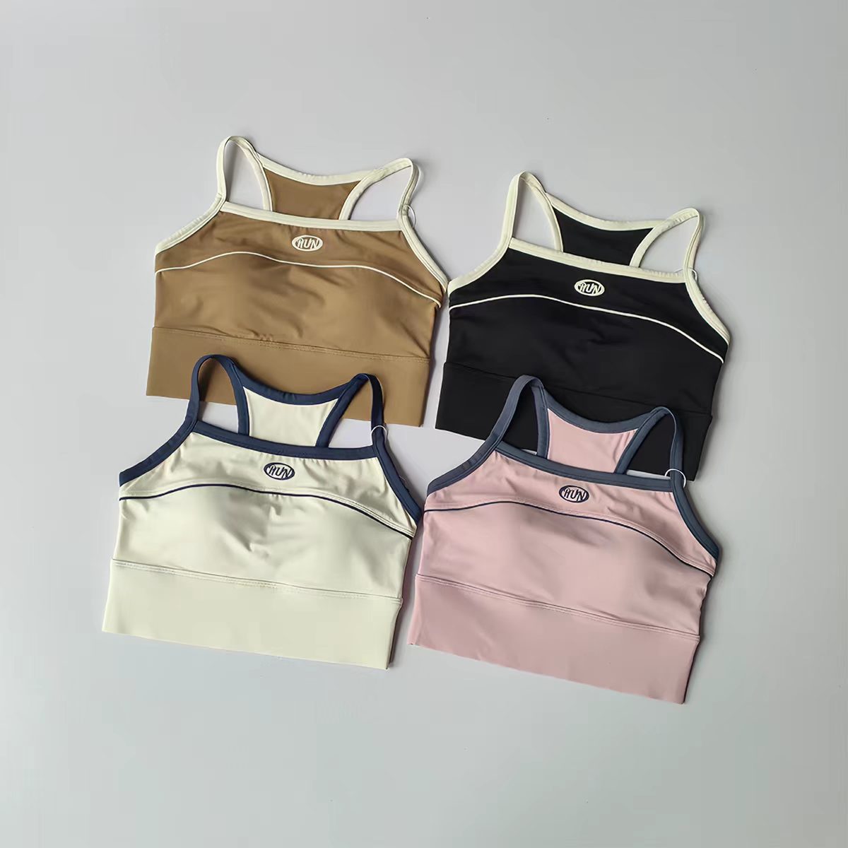 Women Color Block Sports Bra w - Push Up Bra Padded のレビューと価格