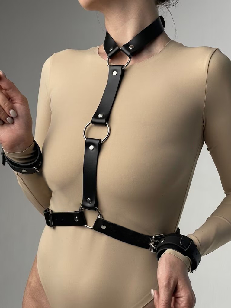 Women's Sexy Leather Harness B - Garter Belt Set のレビューと価格
